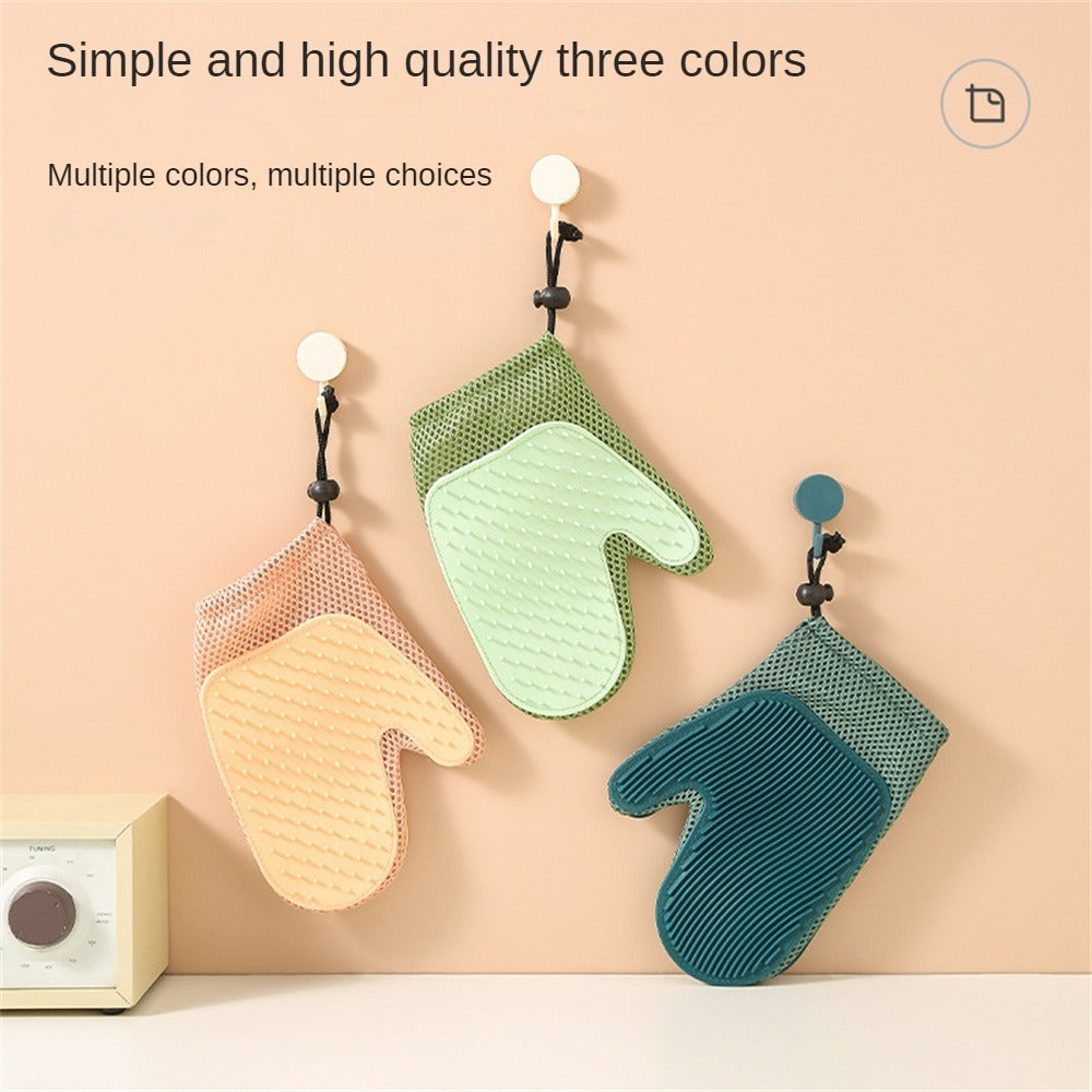 Pet, Groom, and Bond—All with One Glove!